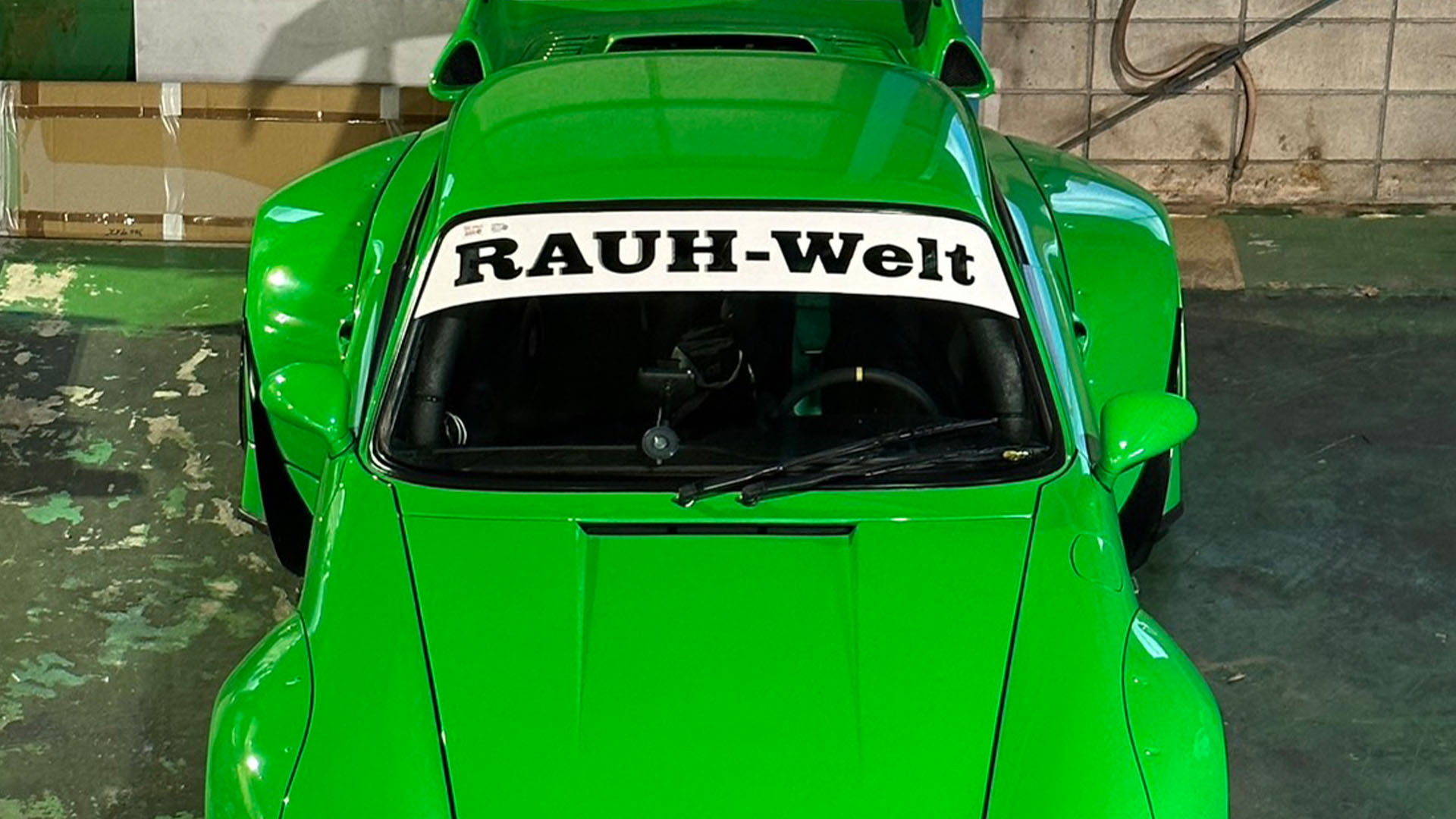 RWB JAPAN - RWB/RAUH-Welt BEGRIFF is a Porsche tuner located in Japan. -  Hello world!
